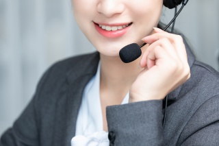 话务员客服美女