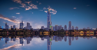 简约城市天际线唯美大气背景合成