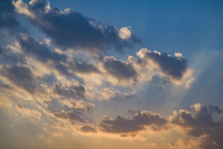 天空夕阳摄影图片