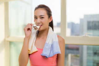 女性运动休闲放松